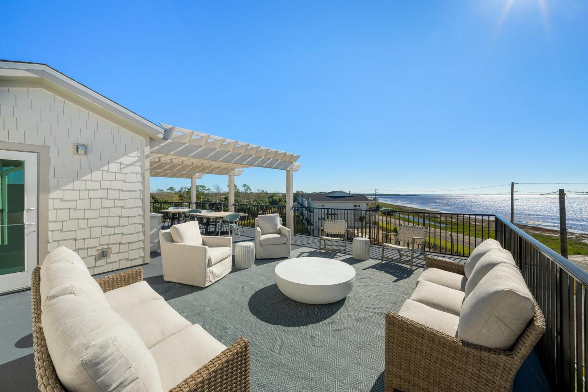 Sharla'S Sunrise By Pristine Properties Vacation Rentals Indian Pass Exterior photo