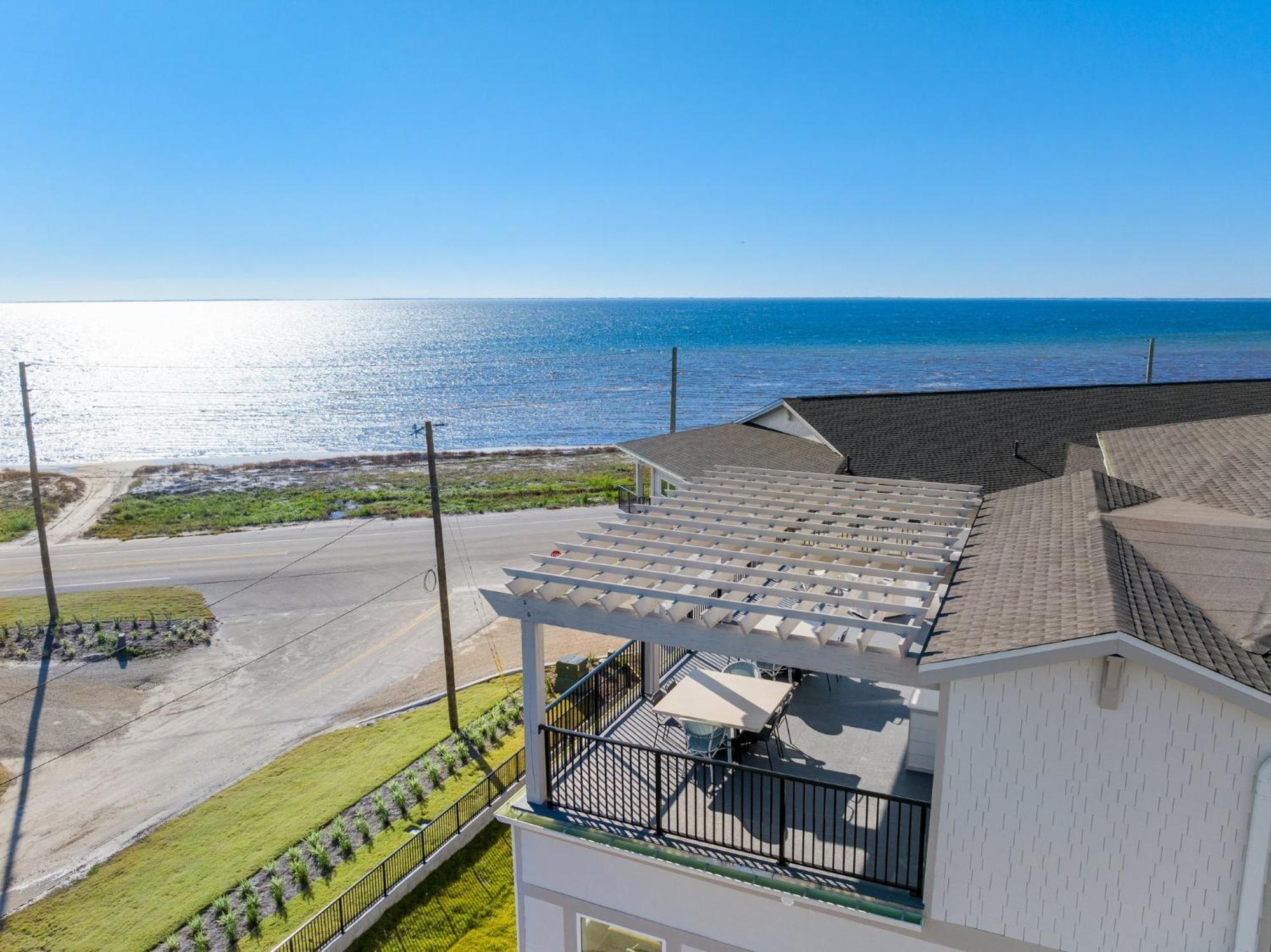 Sharla'S Sunrise By Pristine Properties Vacation Rentals Indian Pass Exterior photo